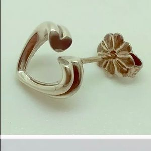 Tiffany’s paloma Picasso heart earrings new